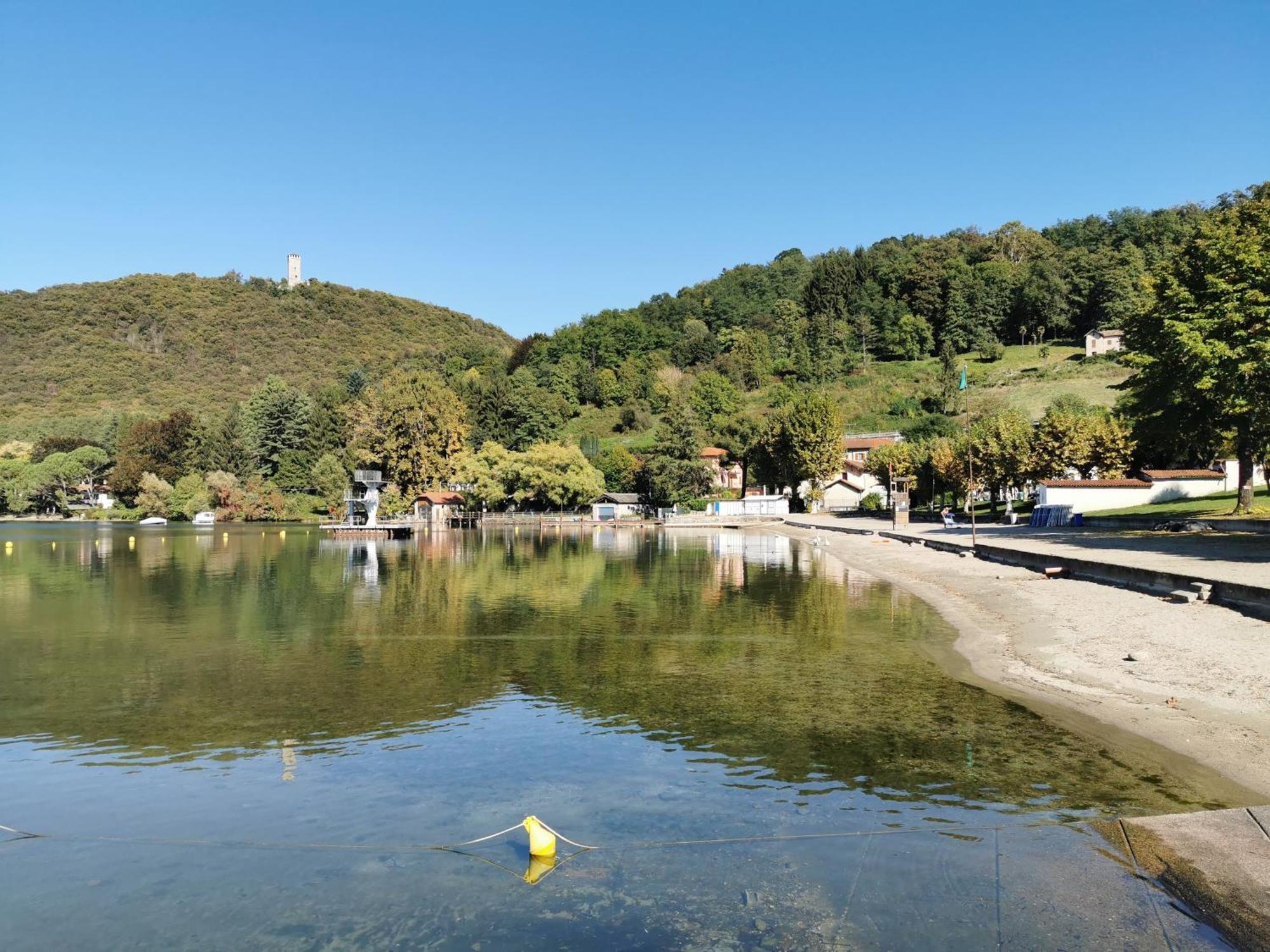 La Baia D'Acquadolce Villa Bolzano Novarese Bagian luar foto